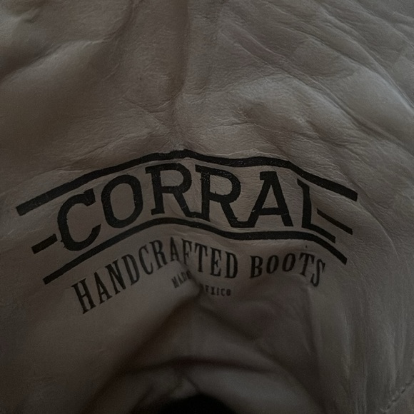 Corral boots - Picture 7 of 7